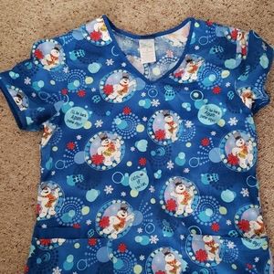 Used forsty scrub top
